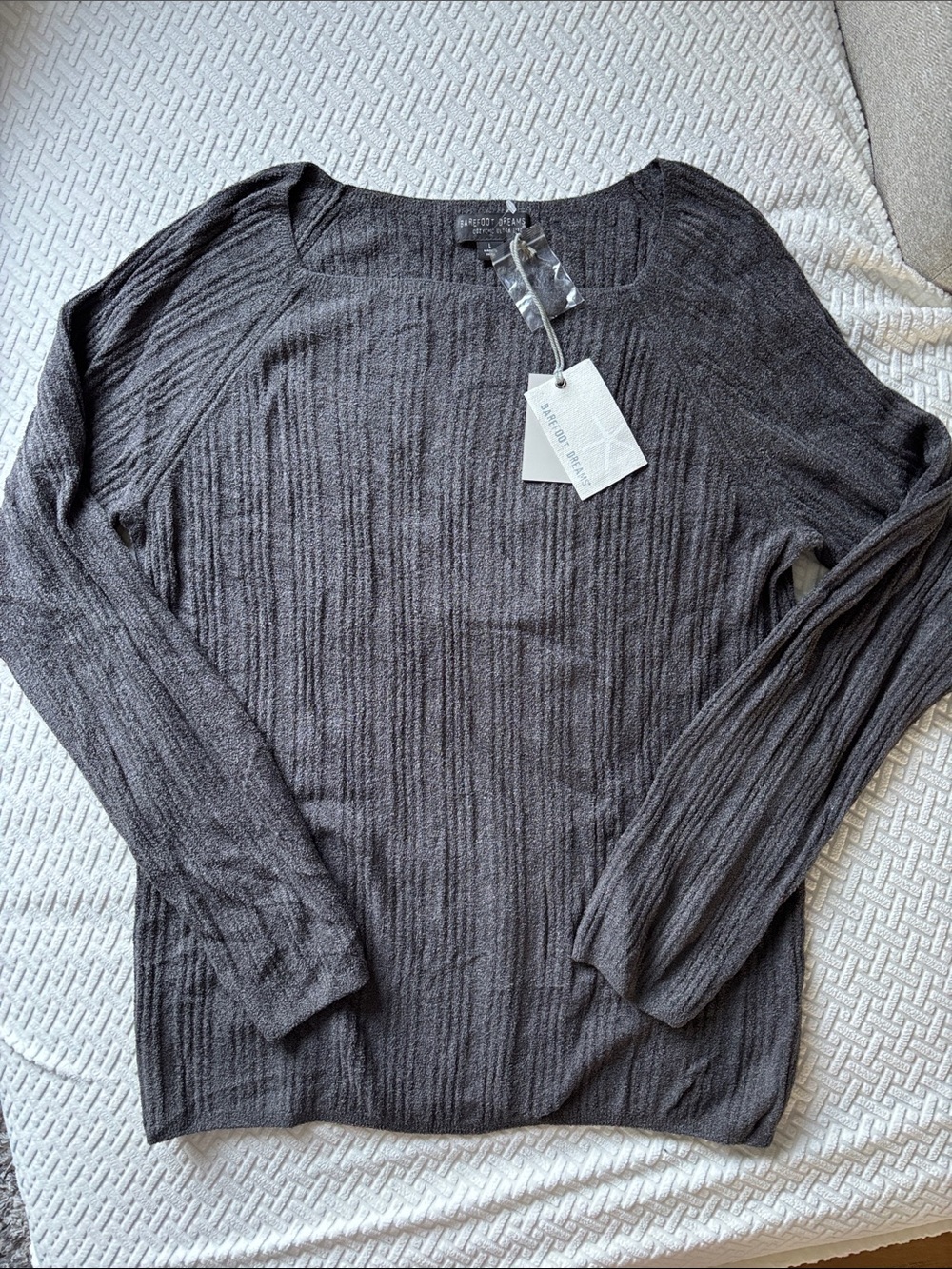 NWT Barefoot Dreams Carbon Grey Ribbed Cozychic Ultra Lite Pullover